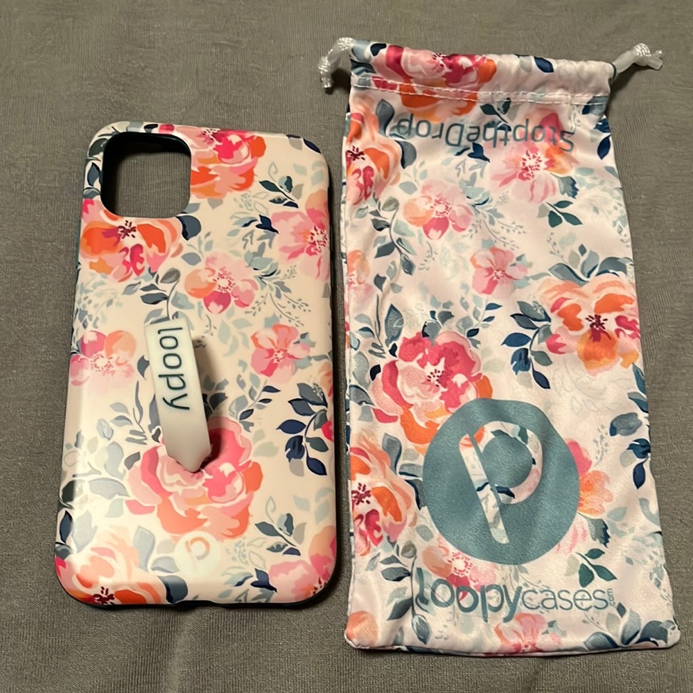 Loopy iPhone 11 Peony Case